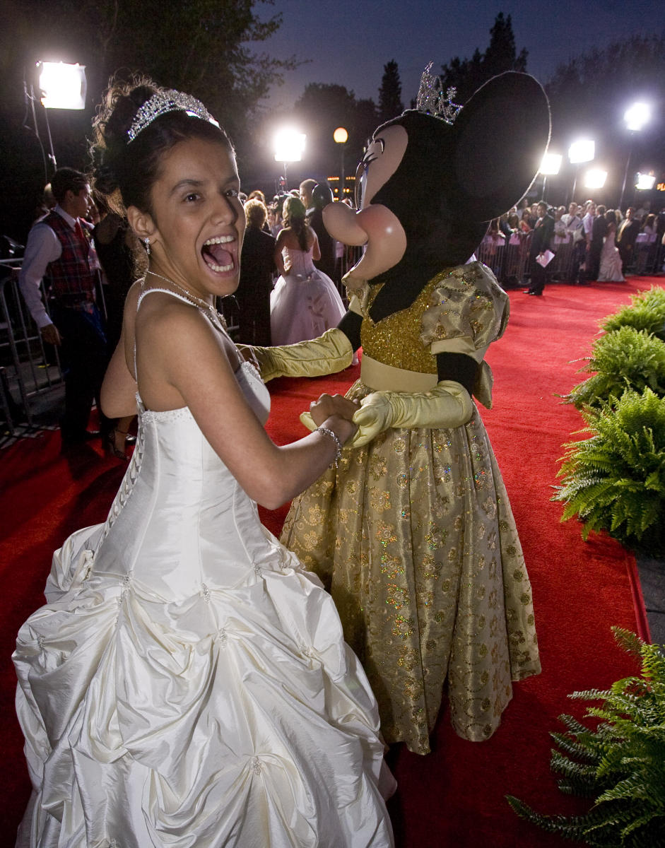 © 2008 Mark Avery/AP