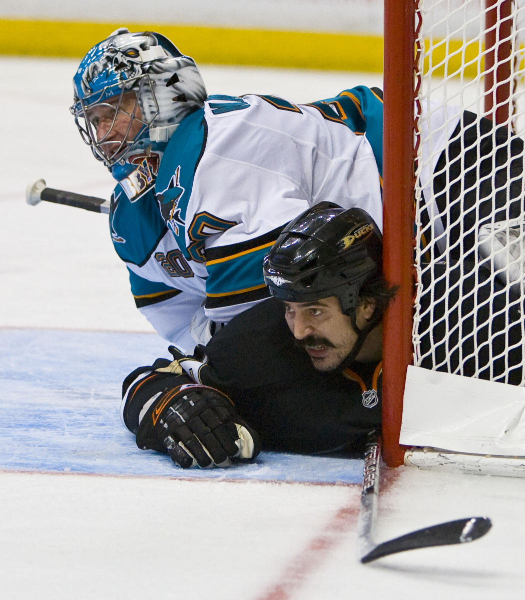 © 2009 Mark Avery/AP