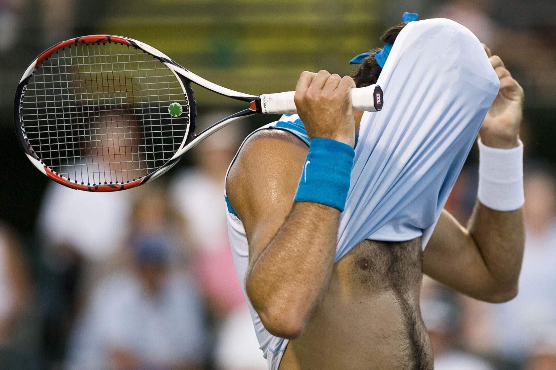 © 2009 Mark Avery/AP