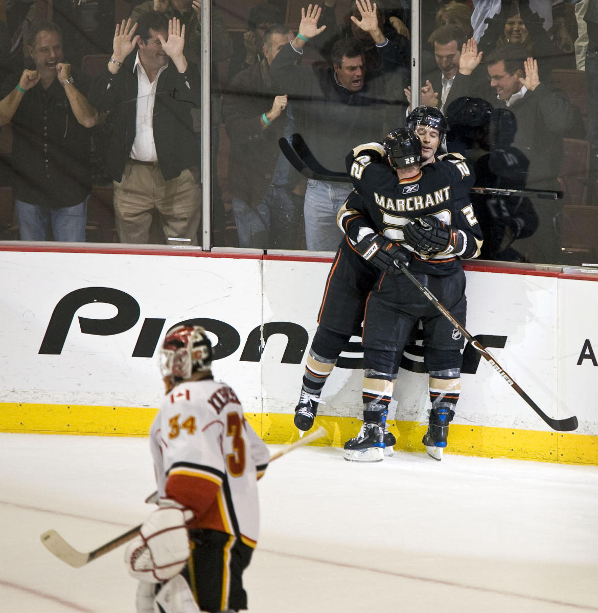 © 2009 Mark Avery/AP