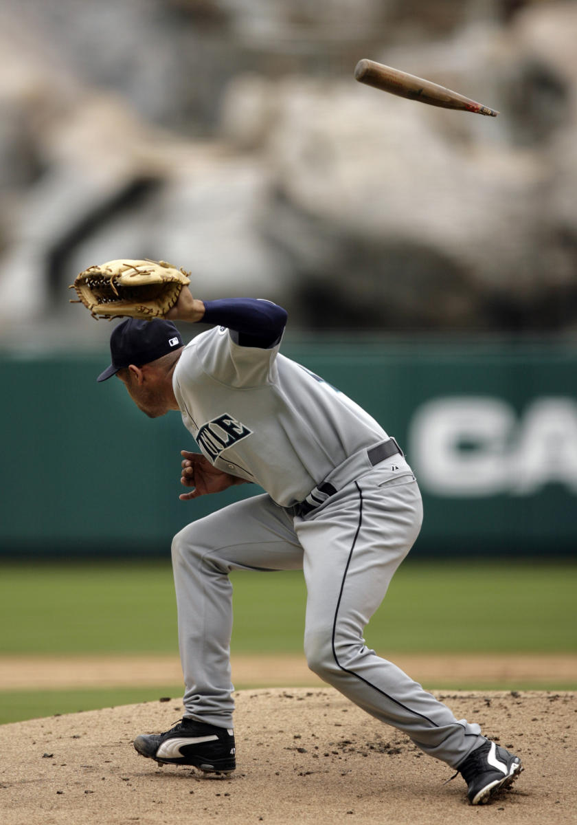 © 2007 Mark Avery/AP