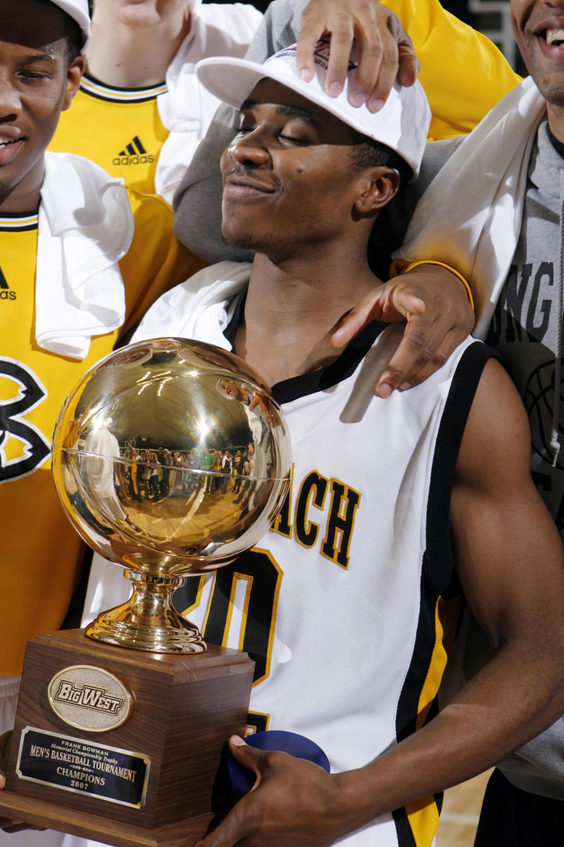 © 2007 Mark Avery/AP