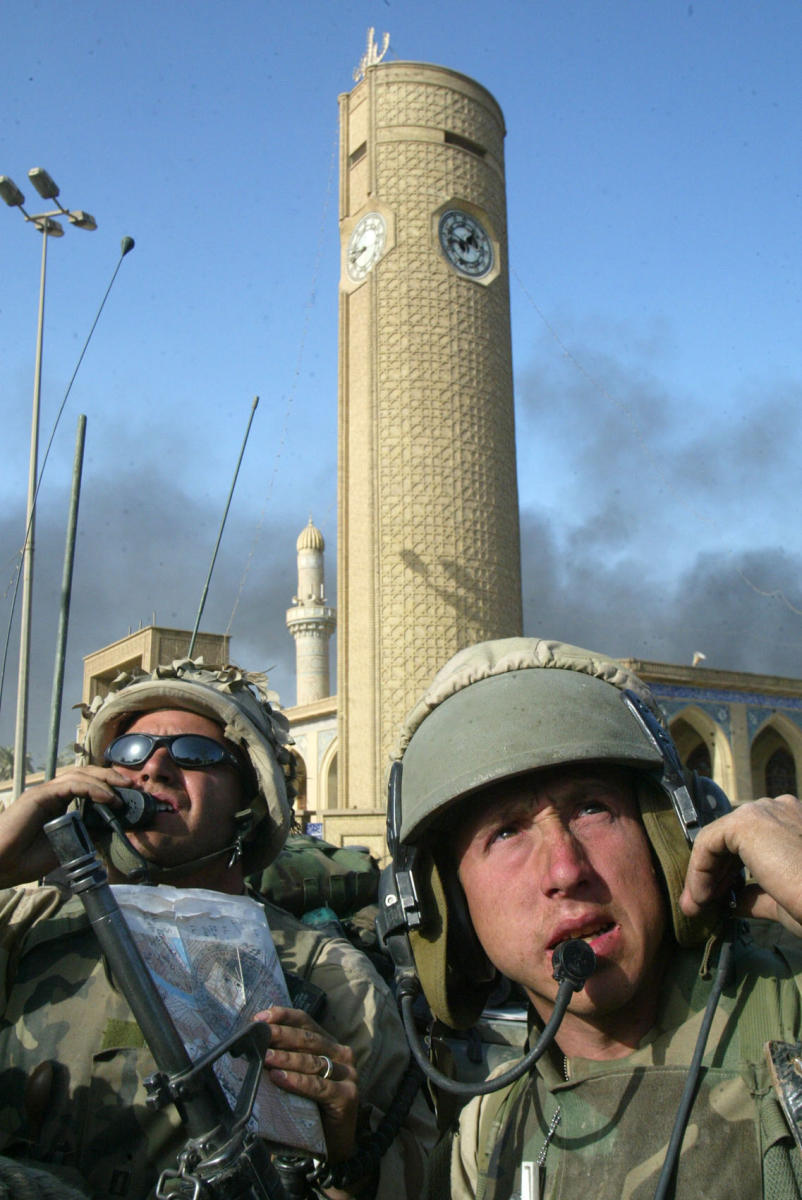 © 2003 Mark Avery/Orange County Register